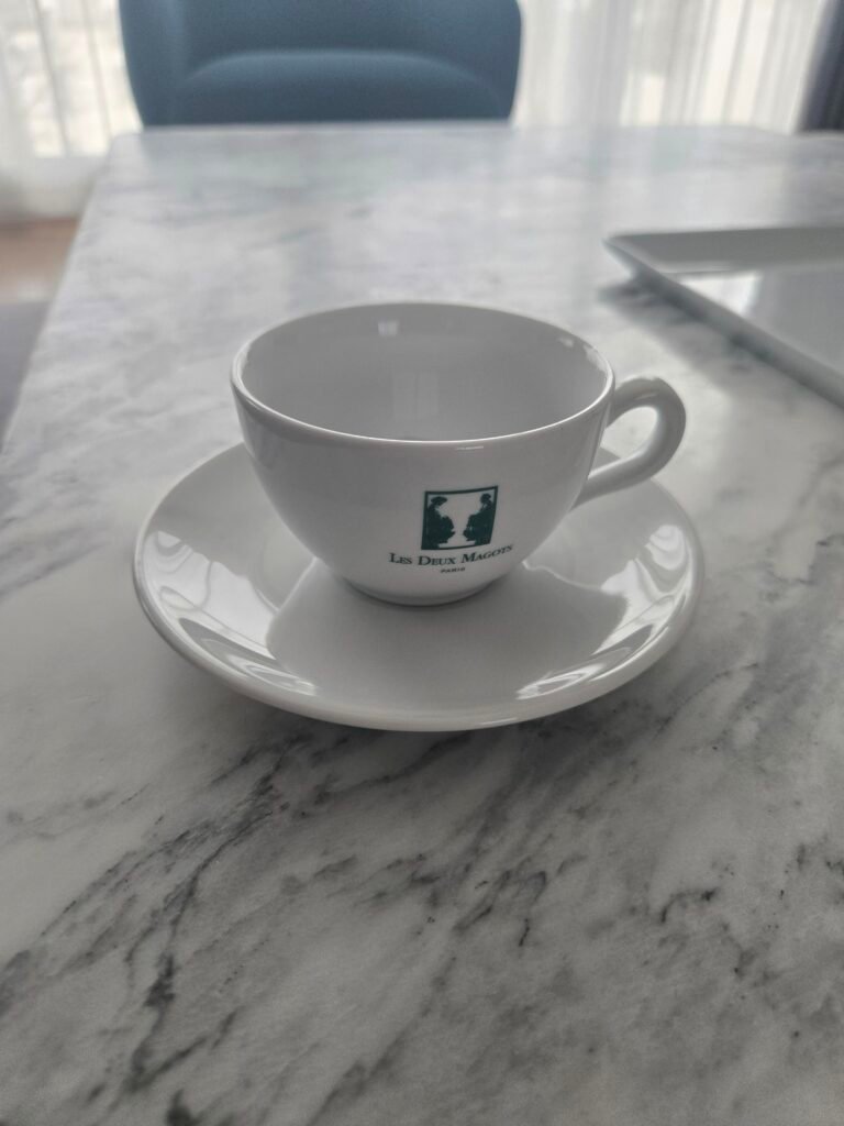 Vaisselle des chefs les deux magots